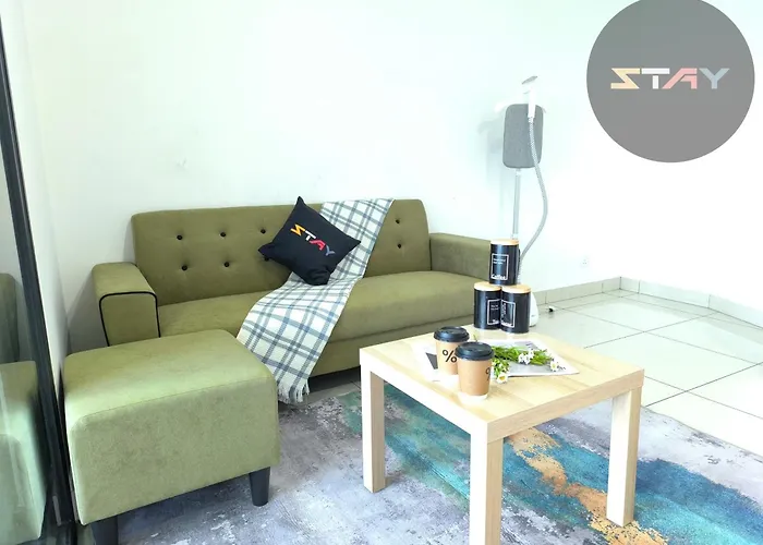 Almas 2Pax Cozy Serene Grey Puteri Harbour Bystay